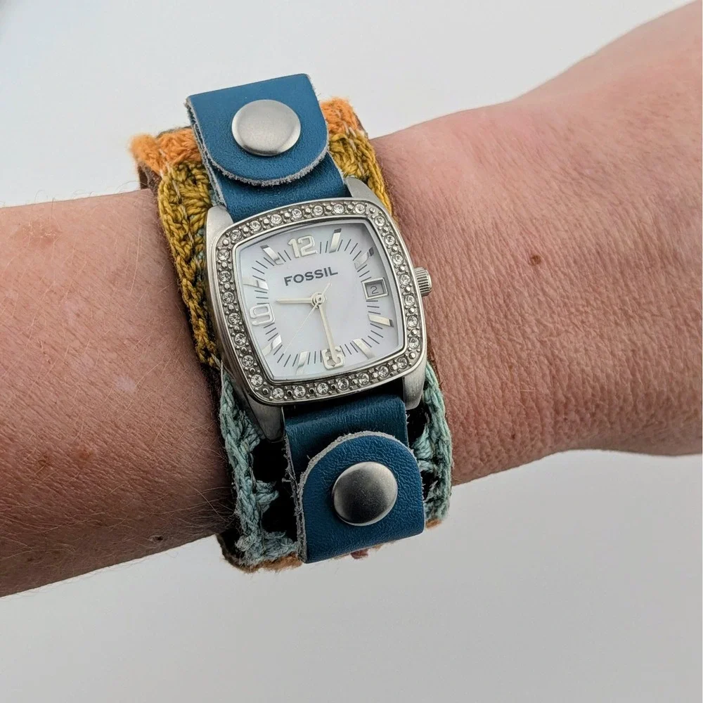 Fossil JR-8683 Women's MOP Watch Rhinestone Bezel Crochet Cuff 3 Straps Included